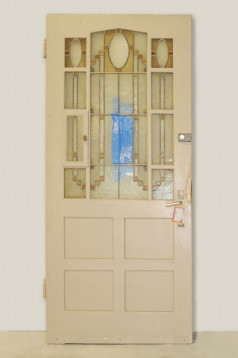 Tür aus Holz und Glas